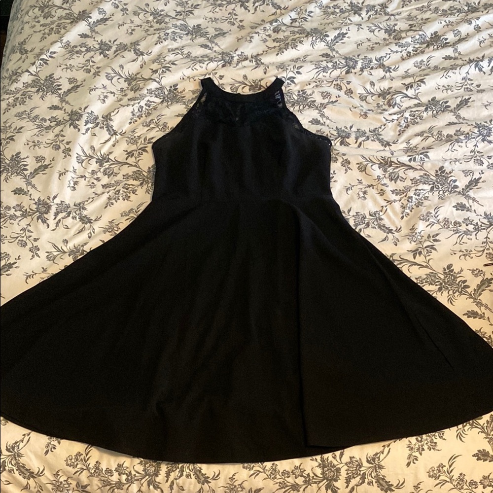 Elegant Black Sleeveless Dress